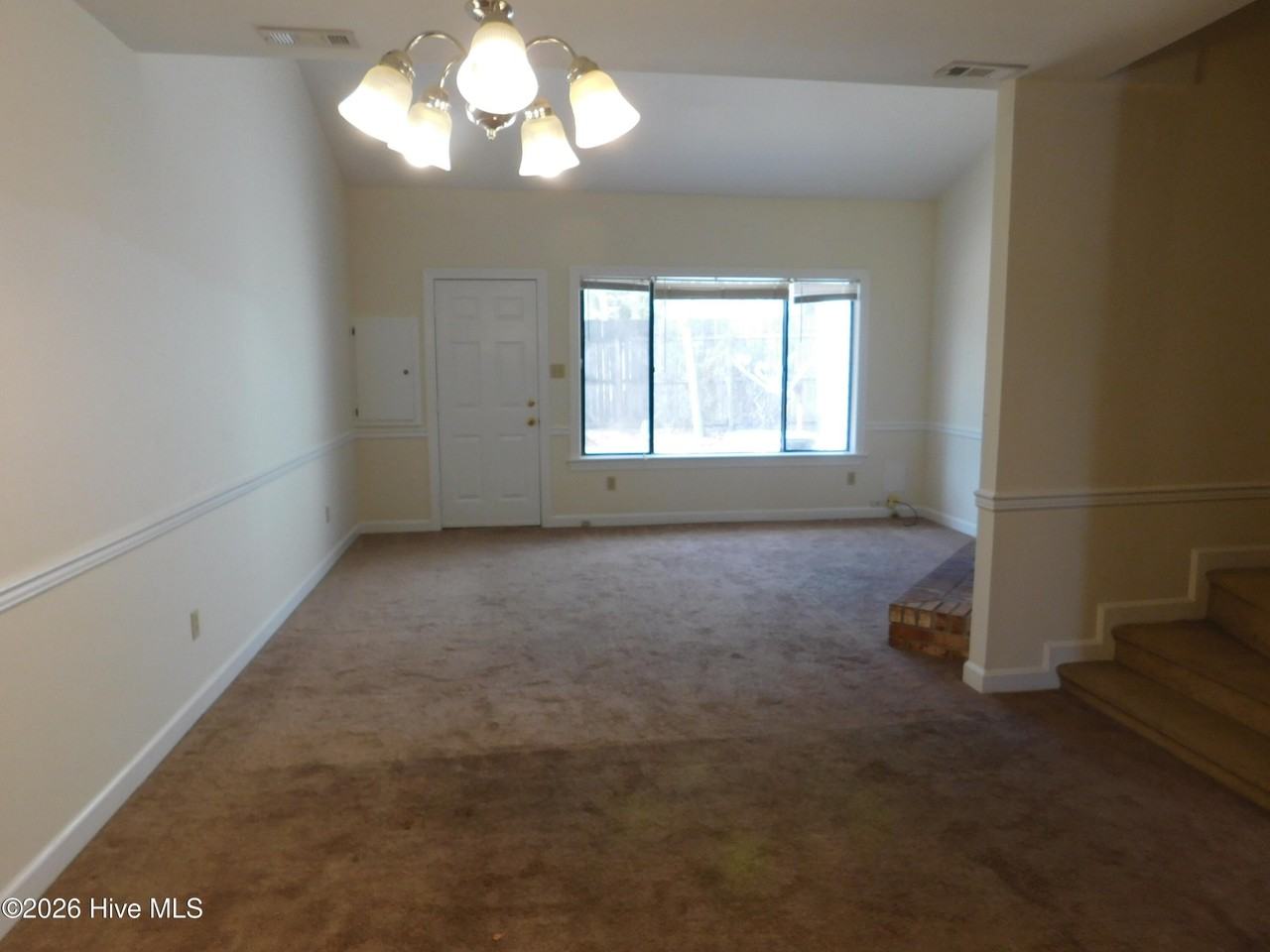 1507 College Way - Photo 5 of 21