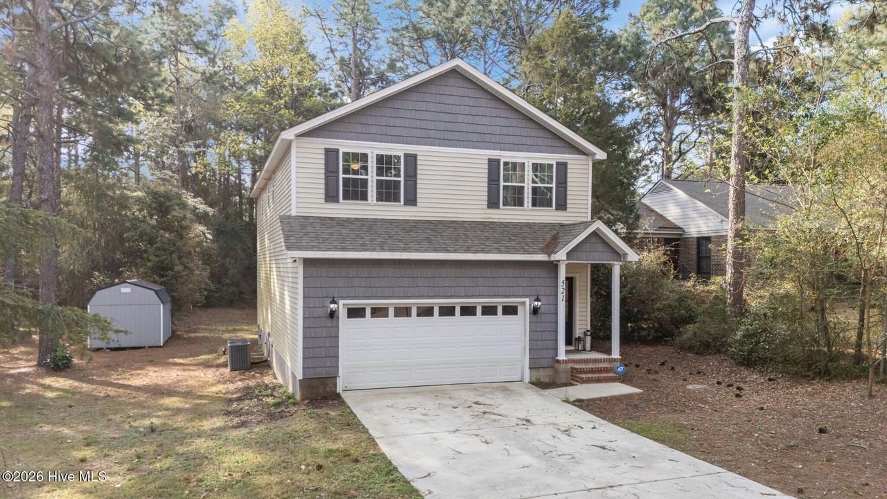 521 N Hale St - Photo 3 of 47