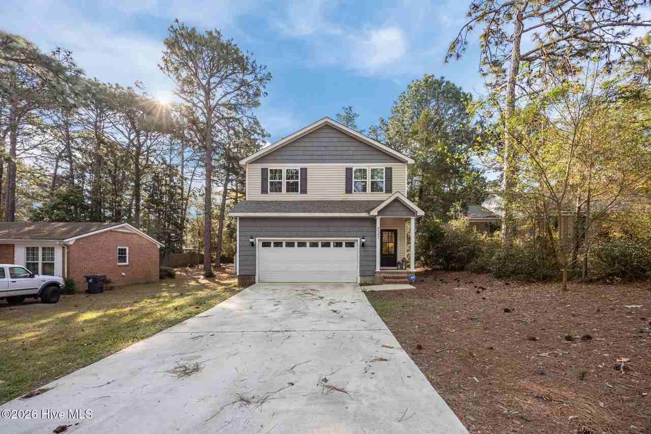 521 N Hale St - Photo 5 of 47