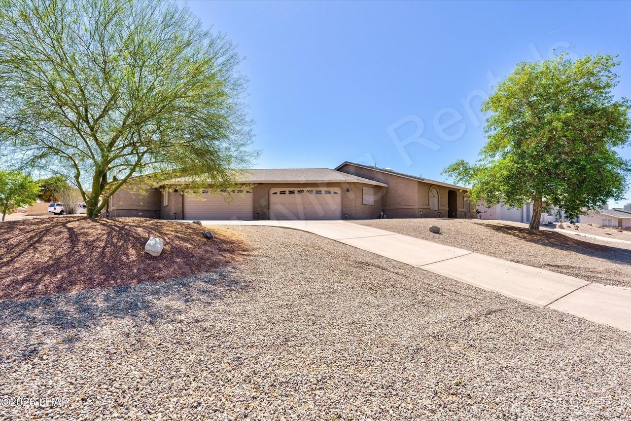 2926 Chemehuevi Blvd Apt A - Photo 4 of 30