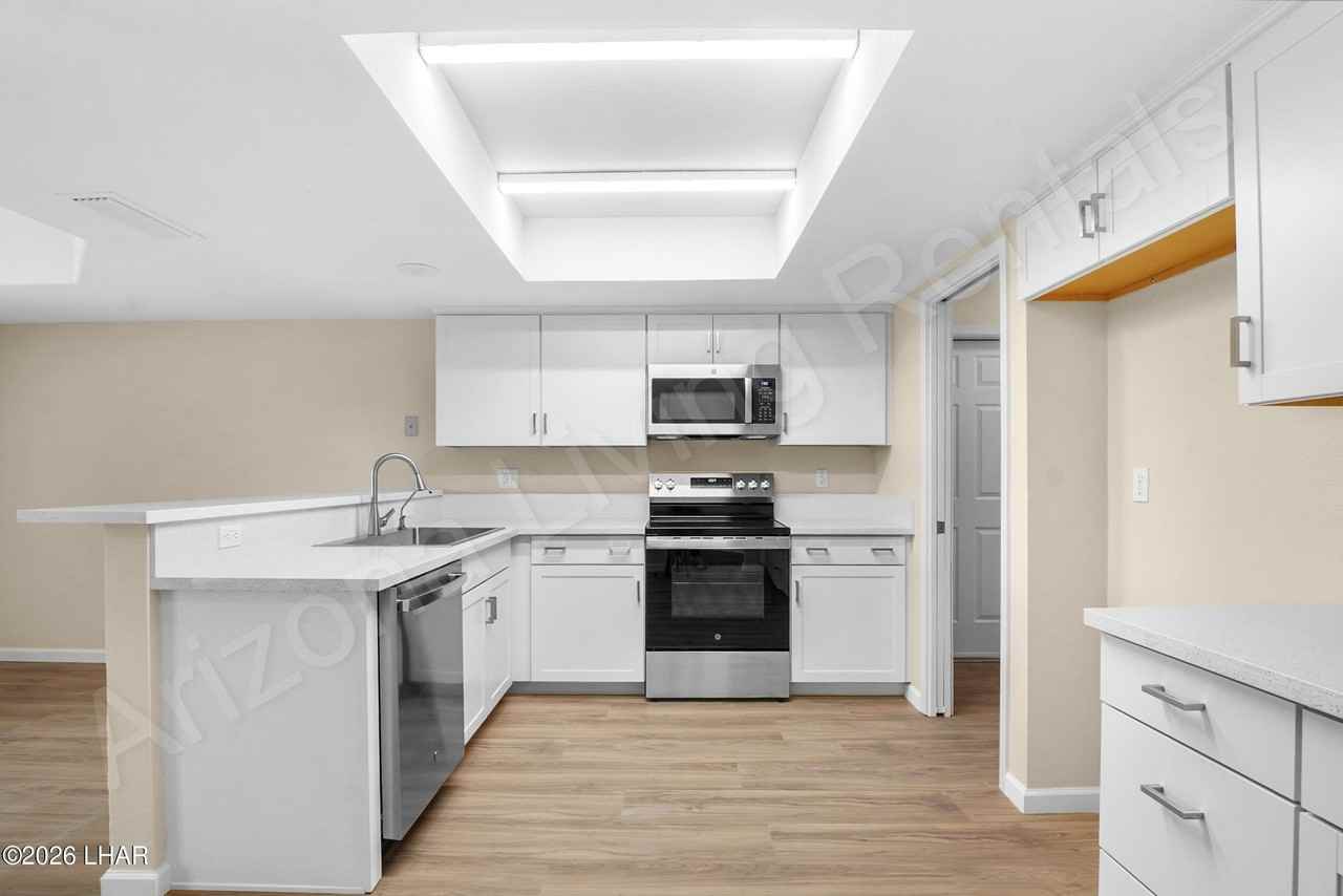 2926 Chemehuevi Blvd Apt A - Photo 5 of 30