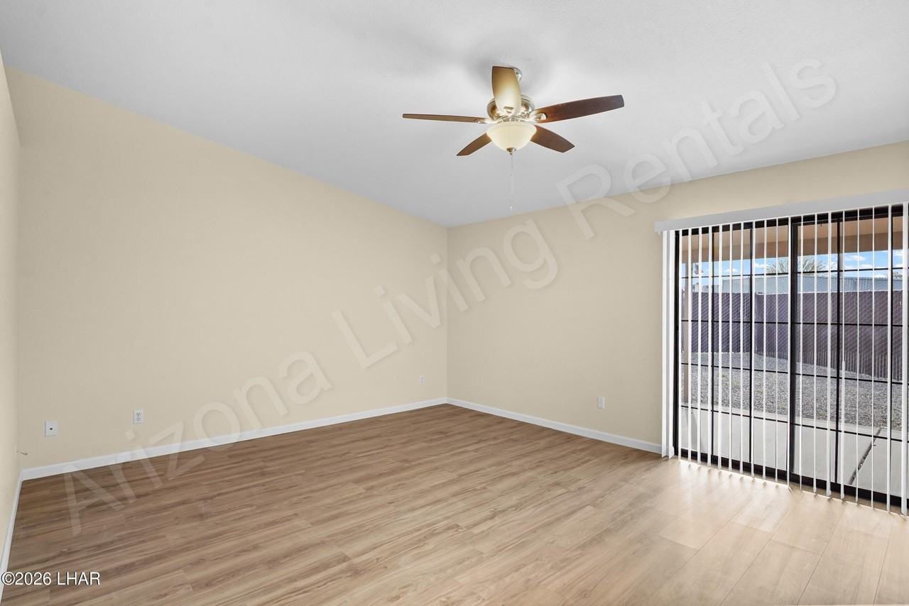 2926 Chemehuevi Blvd Apt A - Photo 6 of 30