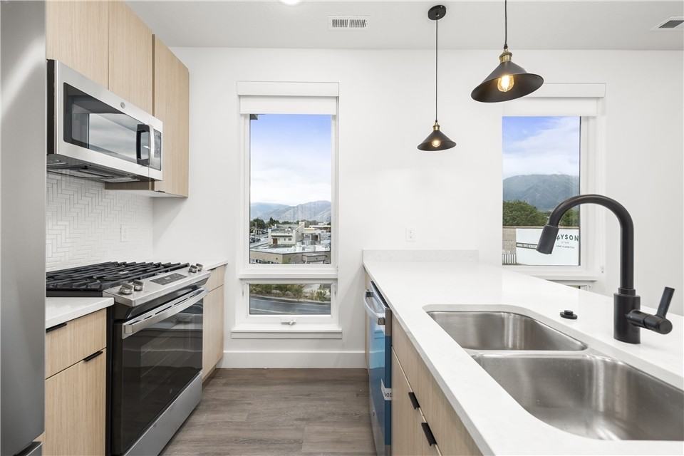 51 Nw - Photo 4 of 13