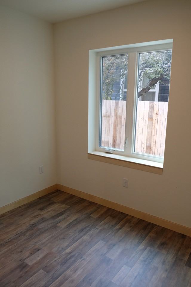 1029 W Pierpont Ave - Photo 7 of 14