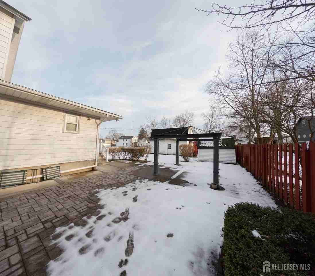 15 Sedgwick St - Photo 4 of 30