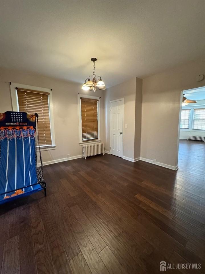 80 Commerce St - Photo 4 of 15