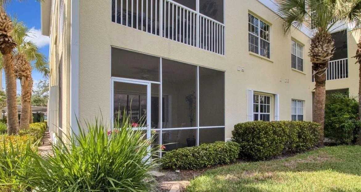 19335 Water Oak Dr #108 - Photo 3 of 20