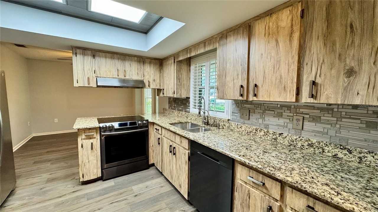 1920 N County Road 19a - Photo 6 of 32