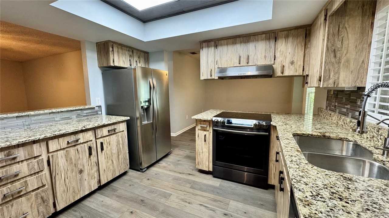 1920 N County Road 19a - Photo 7 of 32