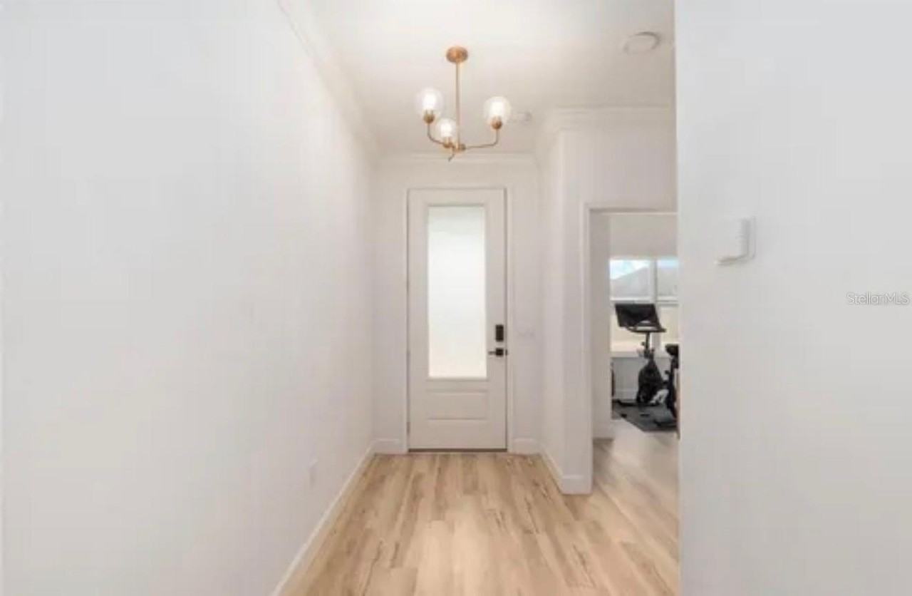 1767 Sw 67th Cir - Photo 2 of 9