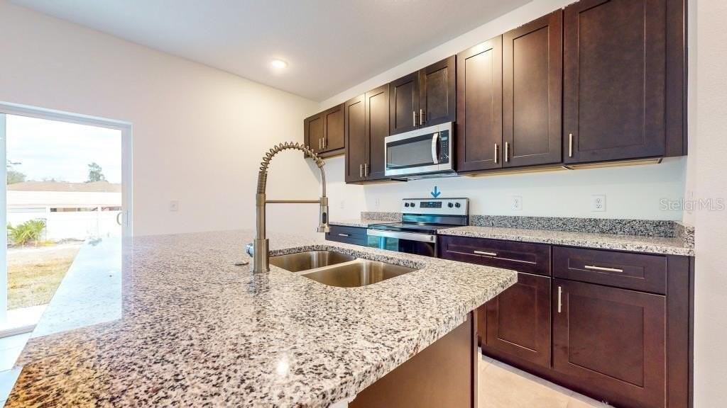 14228 Sw 48th Court Rd - Photo 3 of 18