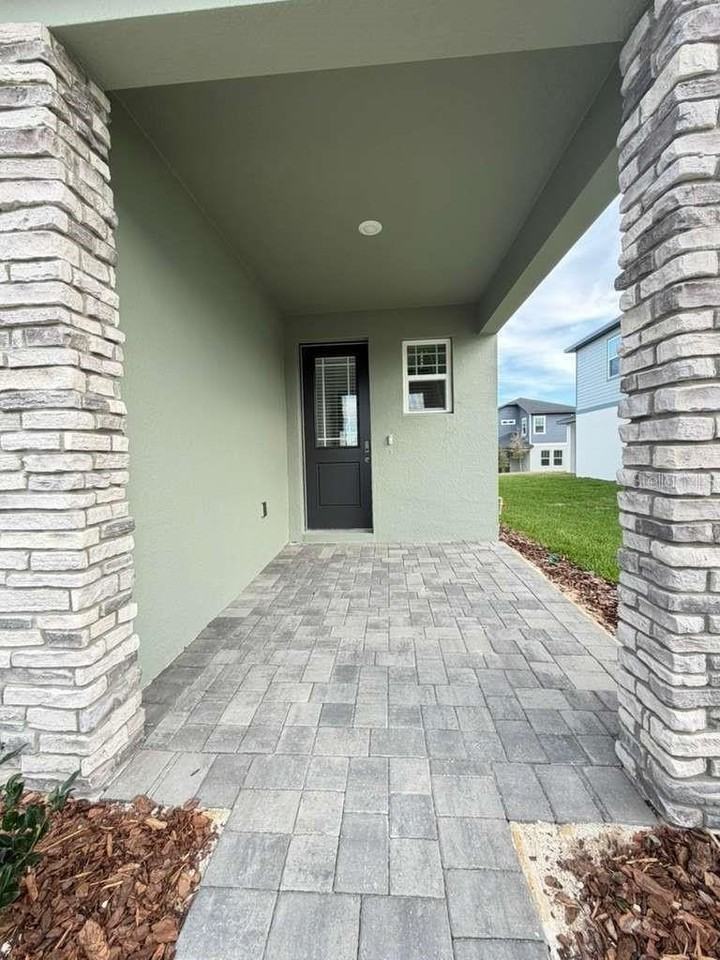 2265 Hen Rd - Photo 4 of 36