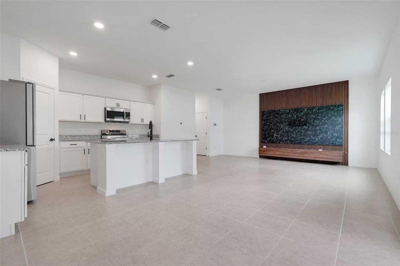 2083 Gold Dust Dr - Photo 5 of 29