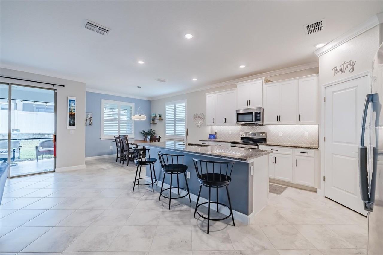 31565 Cannon Rush Dr - Photo 4 of 48