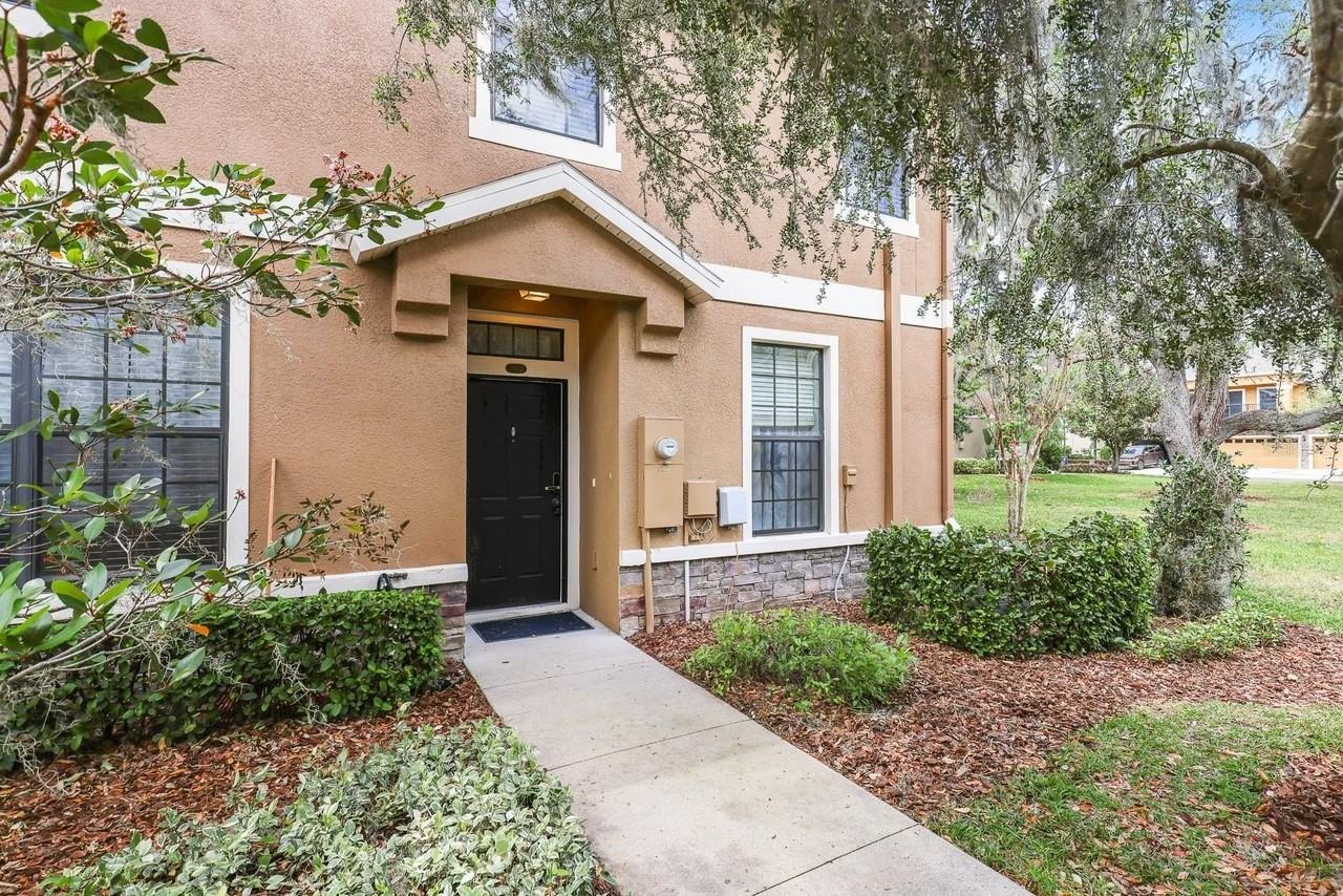 16612 Kingletside Ct - Photo 2 of 33