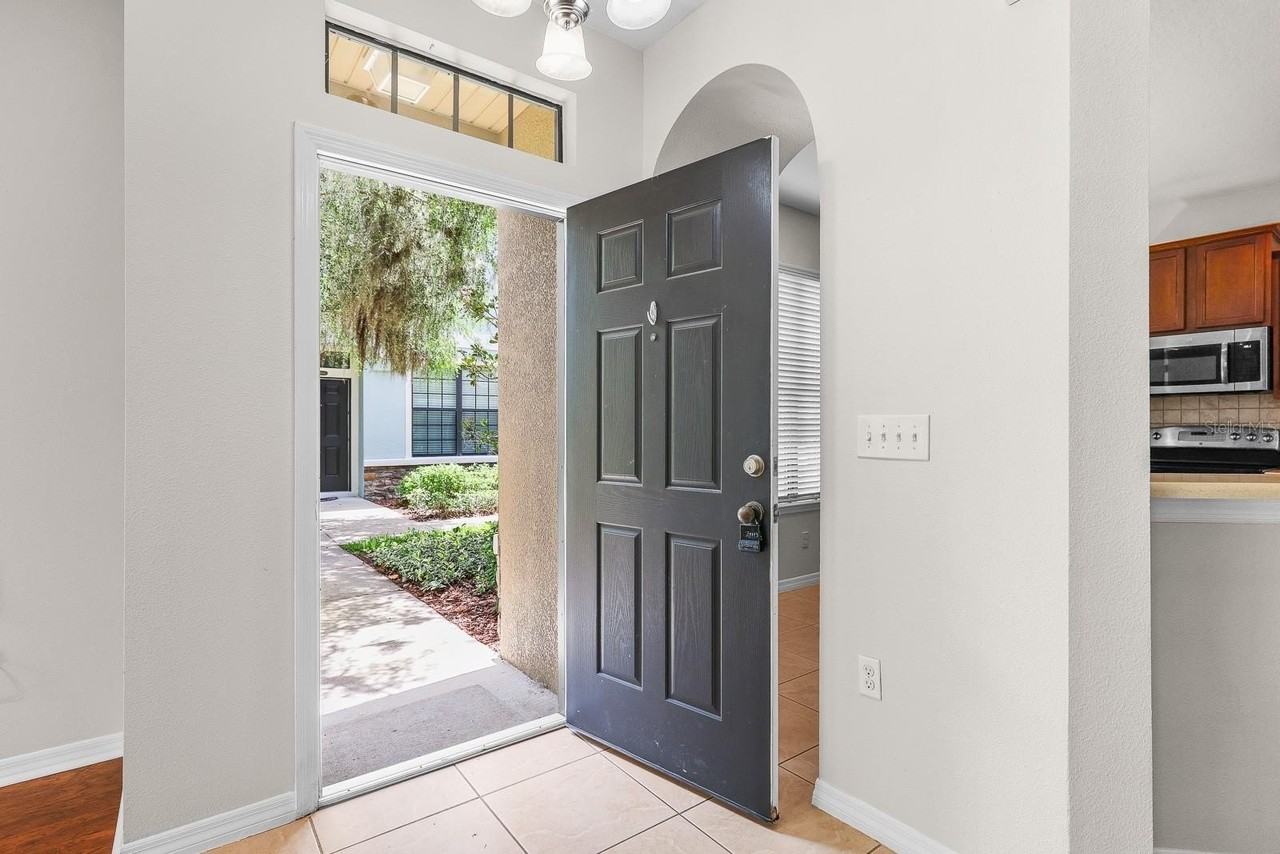 16612 Kingletside Ct - Photo 6 of 33