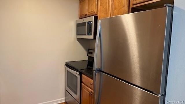 63 Poplar Ln - Photo 5 of 13