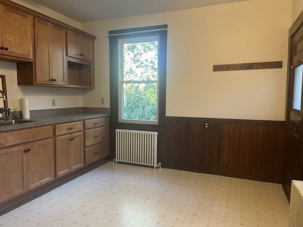 30 Goldsmith St Unit 30 - Photo 4 of 32