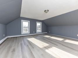 featured image of 10 Clinton St Apt 5 #Apt 5