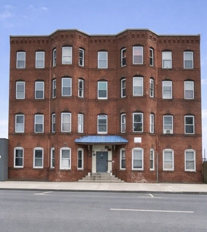 650 High St Apt 3 - Photo 7 of 8