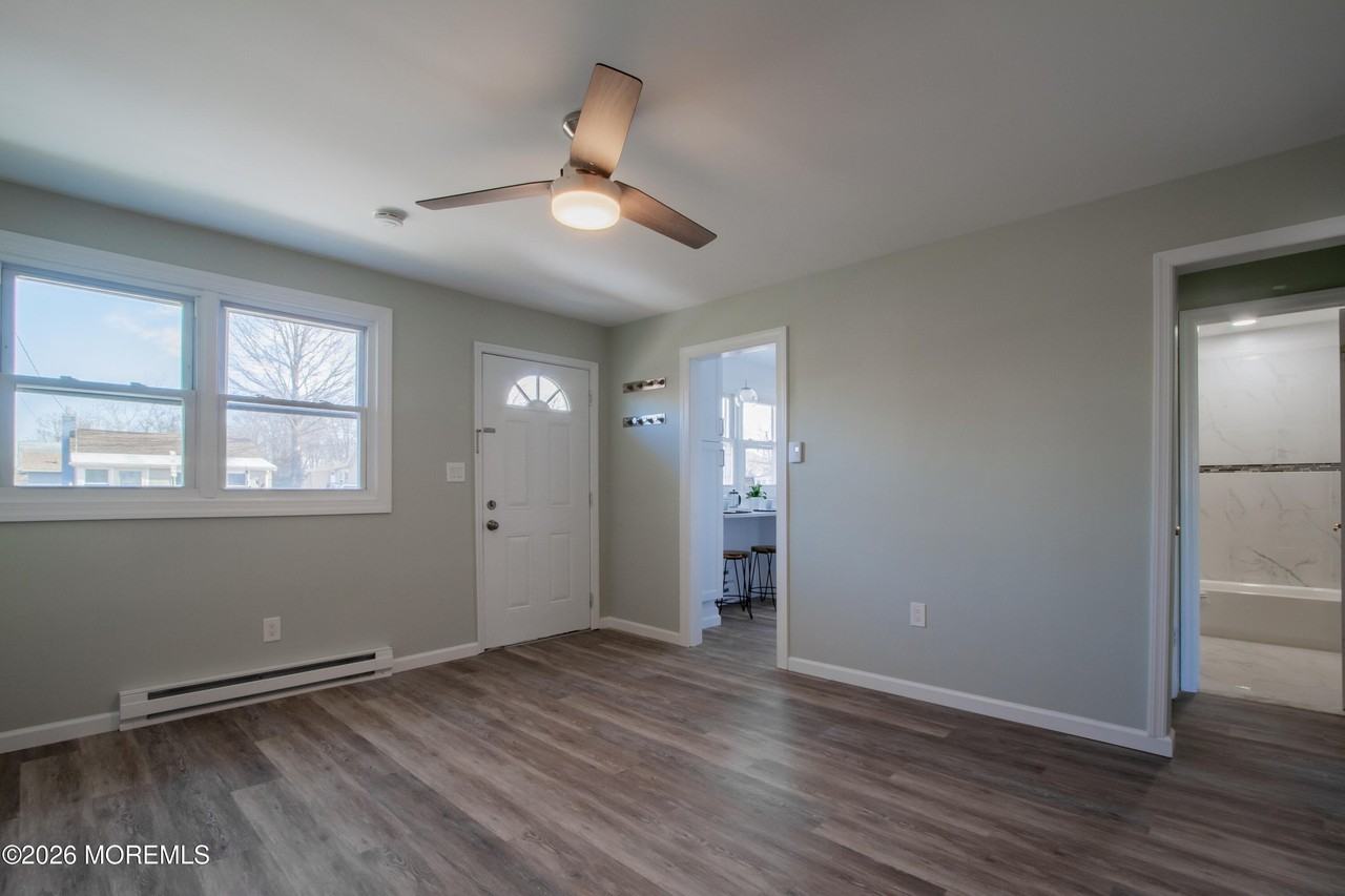 78 Shore Blvd Unit A - Photo 7 of 20