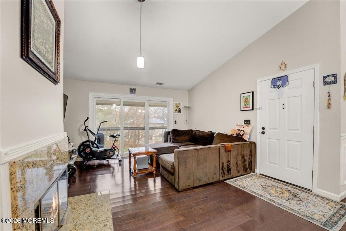 306 Bromley Pl Unit 306 - Photo 6 of 16