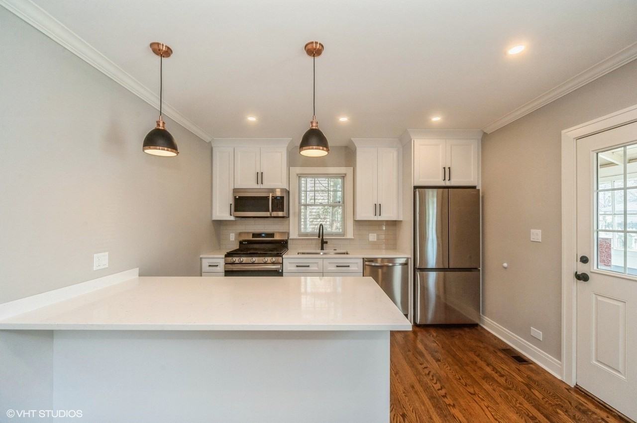 114 Michigan Ave - Photo 4 of 21