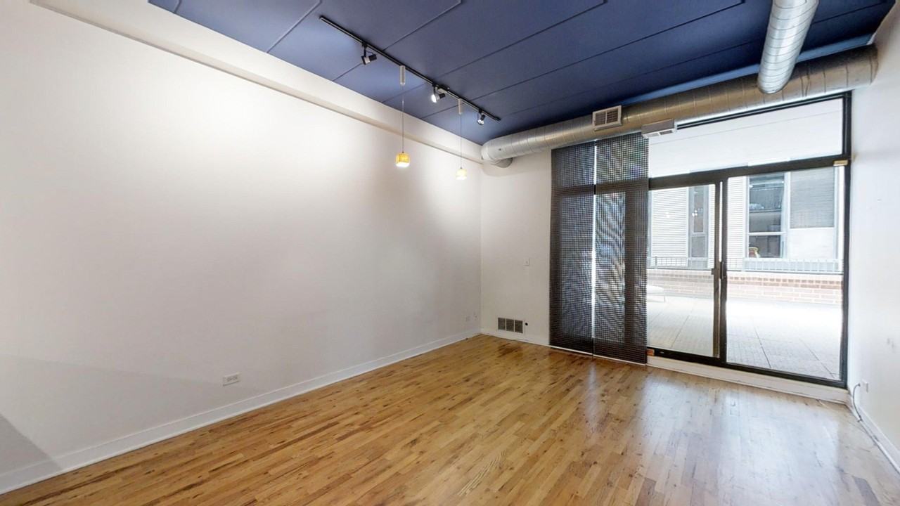 841 W Monroe St Apt 2b - Photo 4 of 16