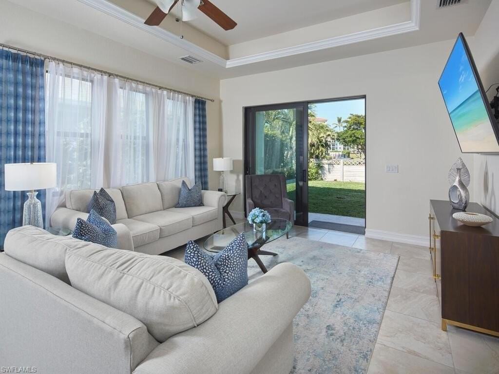 1119 Ridge St - Photo 2 of 22