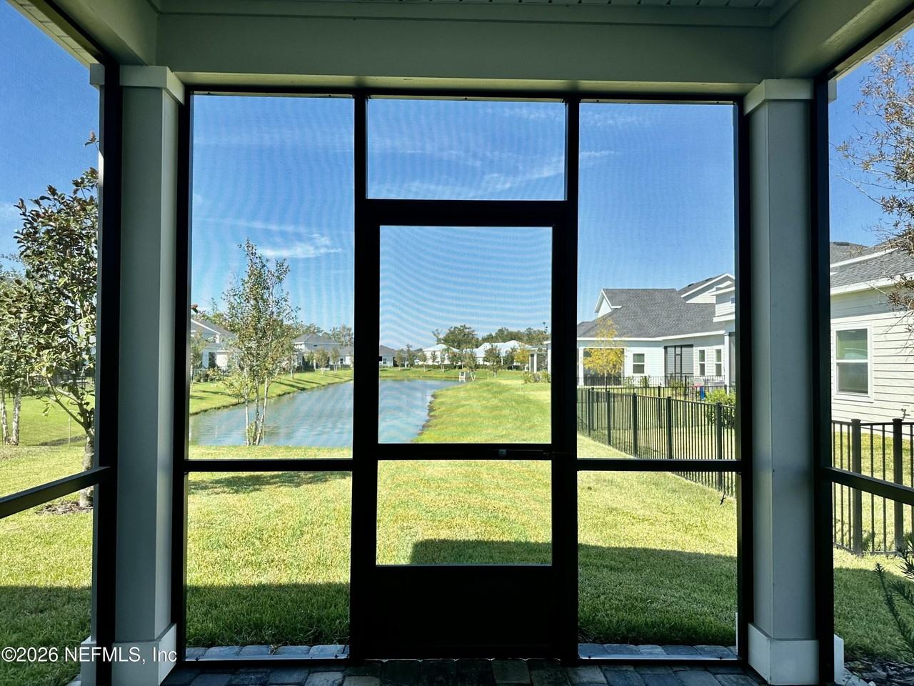 124 Killarney Ave - Photo 2 of 22