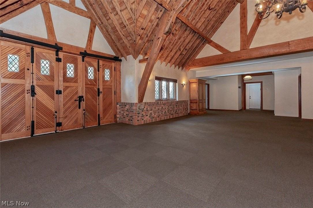 7020 S Woodland Rd - Photo 7 of 25