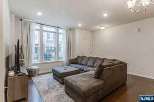 22 Veterans Dr - Photo 1 of 1