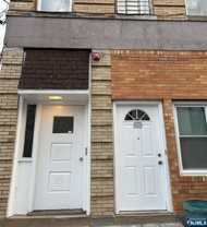 13 Columbia Ter - Photo 1 of 1