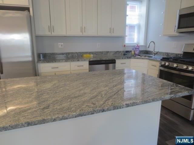 13 Columbia Ter - Photo 4 of 12