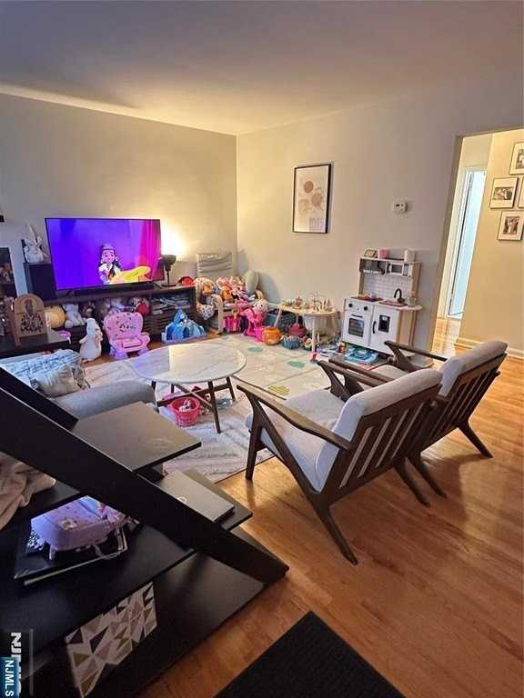 241 W Passaic St Apt 11a - Photo 2 of 19