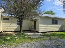 featured image of 527 W 25th Ave #B