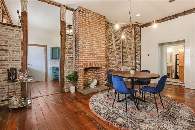 536 Jackson Ave - Photo 5 of 17