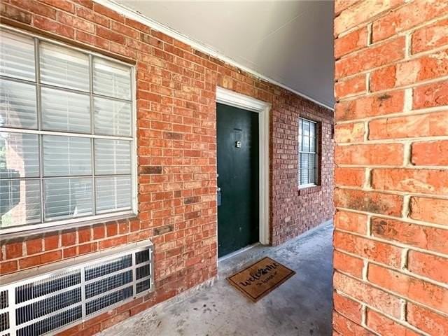 800 Martin Behrman Ave #101 - Photo 2 of 11