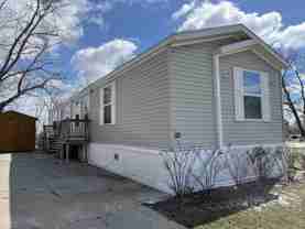 32 Meadowlark Ln - Photo 1 of 1