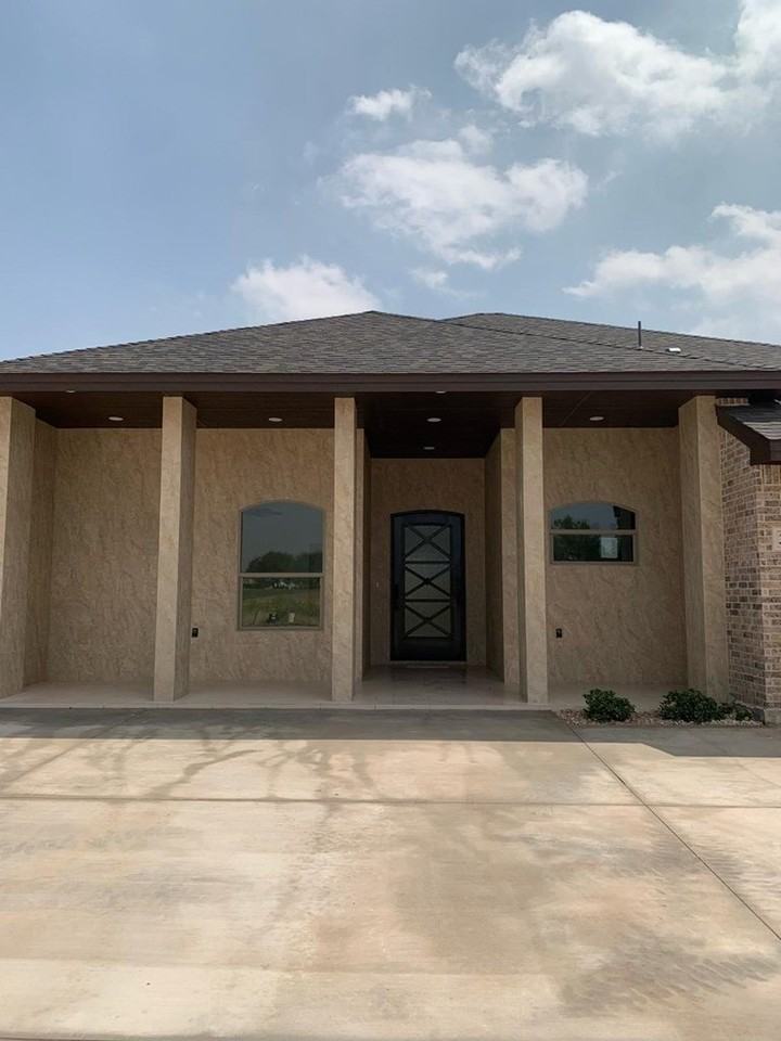 Balfour Ct - Photo 2 of 10