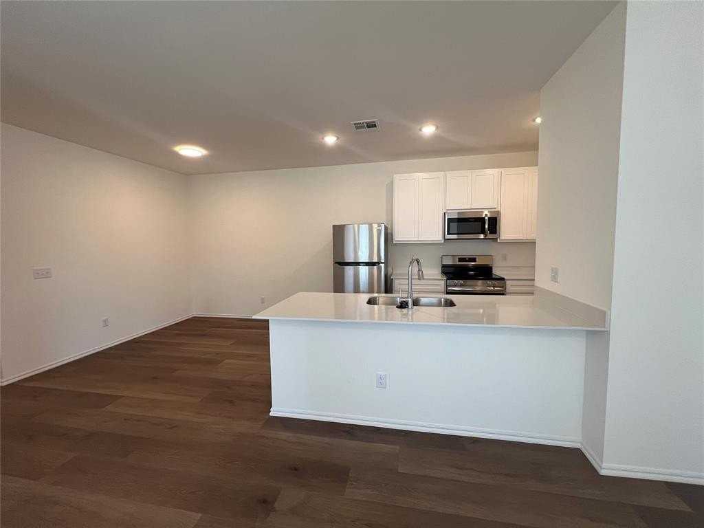 Arman Dr - Photo 7 of 25