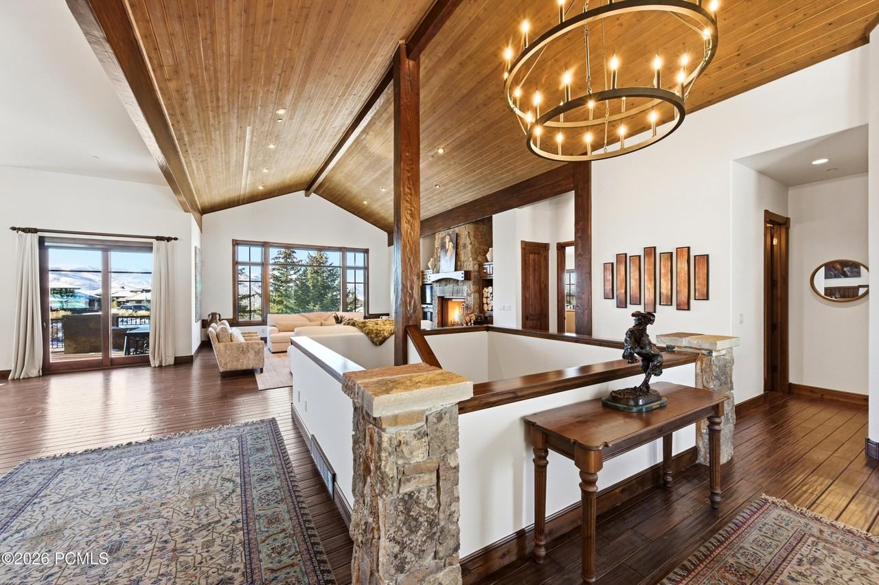 7481 Fiddlers Holw - Photo 2 of 50