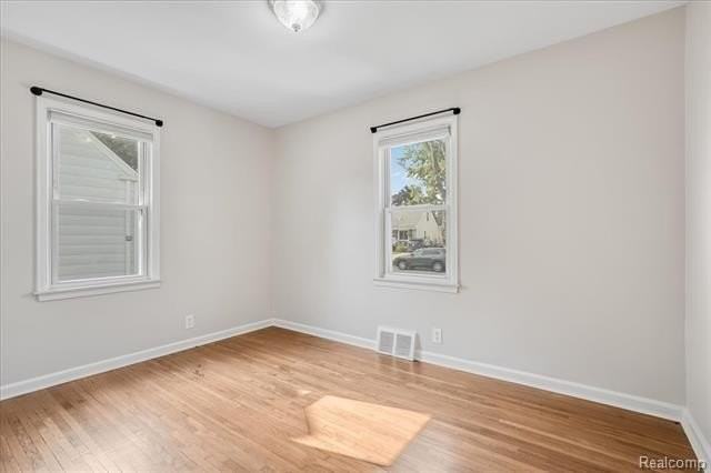 908 Bauman Ave - Photo 3 of 15