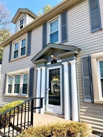 156 N Worth St #2S - Photo 2 of 32