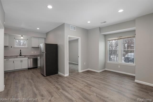 1119 Custer St - Photo 4 of 18