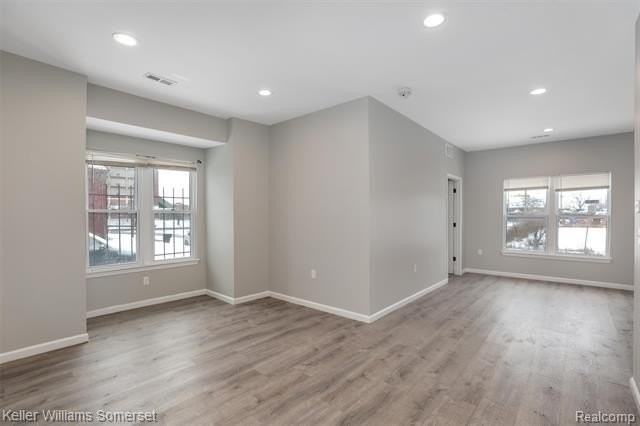 1119 Custer St - Photo 5 of 18