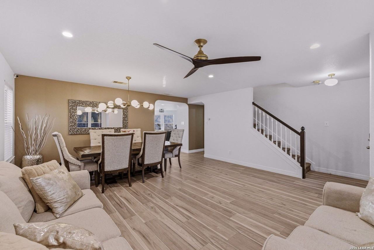 4626 Manitou Bay - Photo 5 of 34