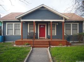 featured image of 1331 W Wildwood Dr