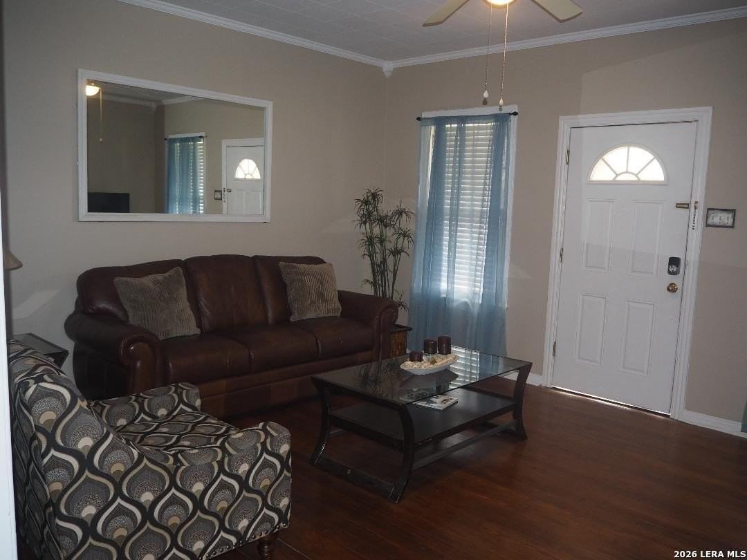 1331 W Wildwood Dr - Photo 2 of 13