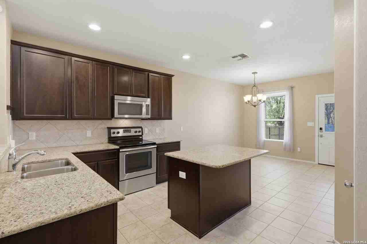 27203 Rio Bank - Photo 4 of 21